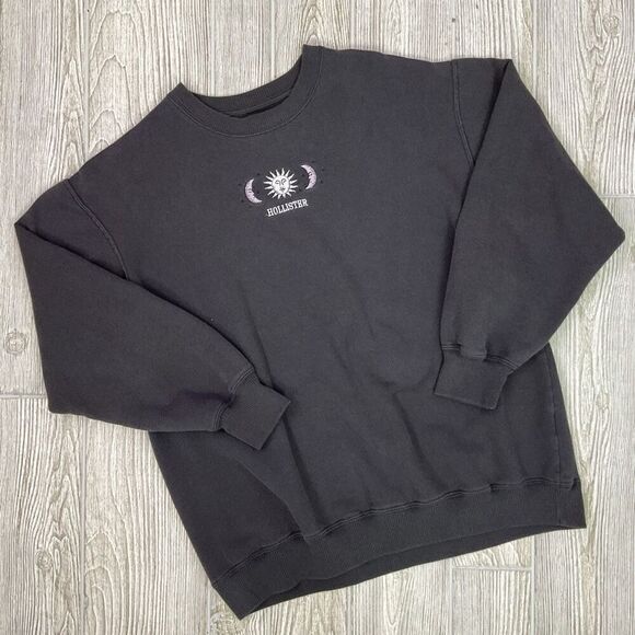 Hollister Men's Size Small Black Embroidered Fleece Lined Pullover Sweater - Picture 1 of 7